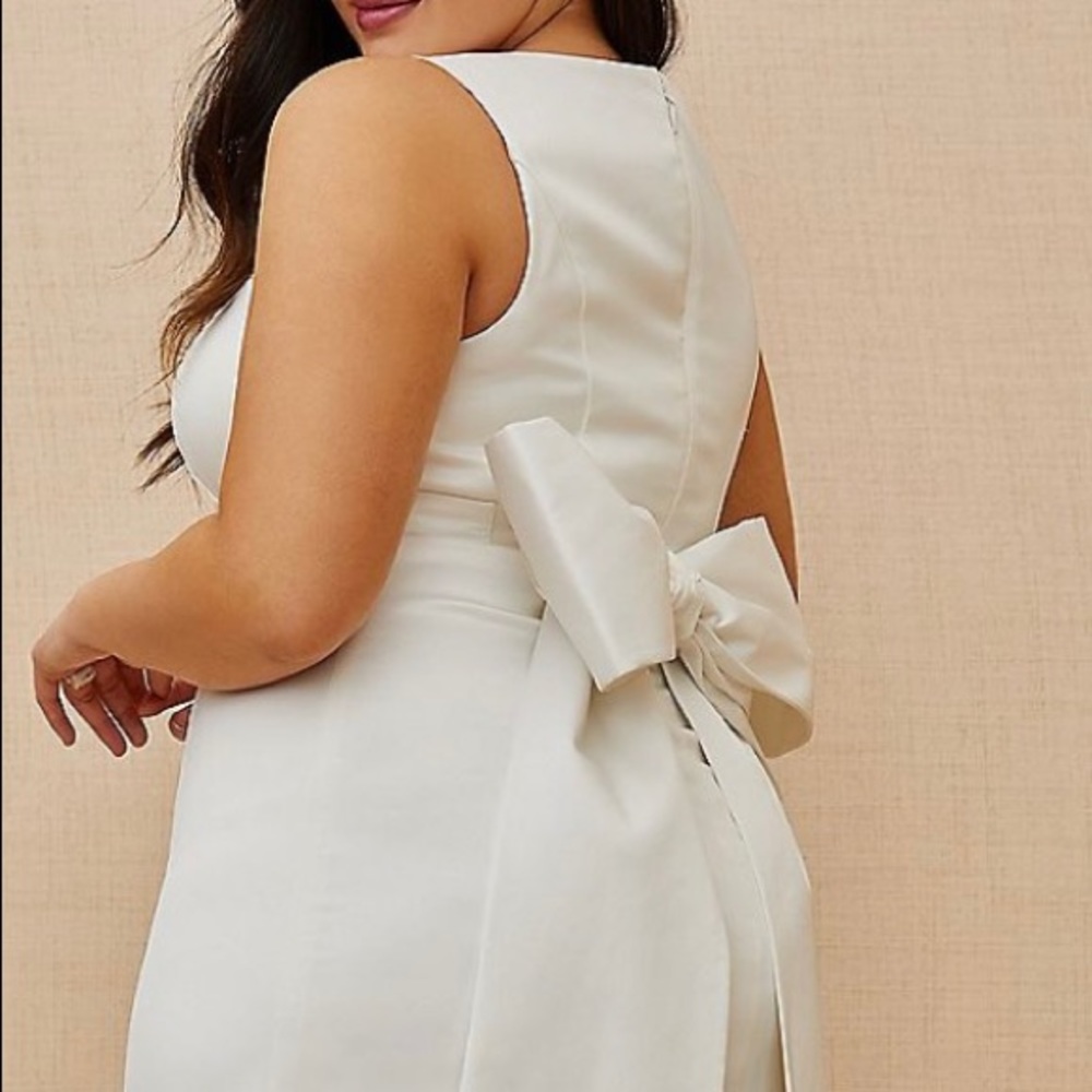 Stunning Wedding Dress - Size 12